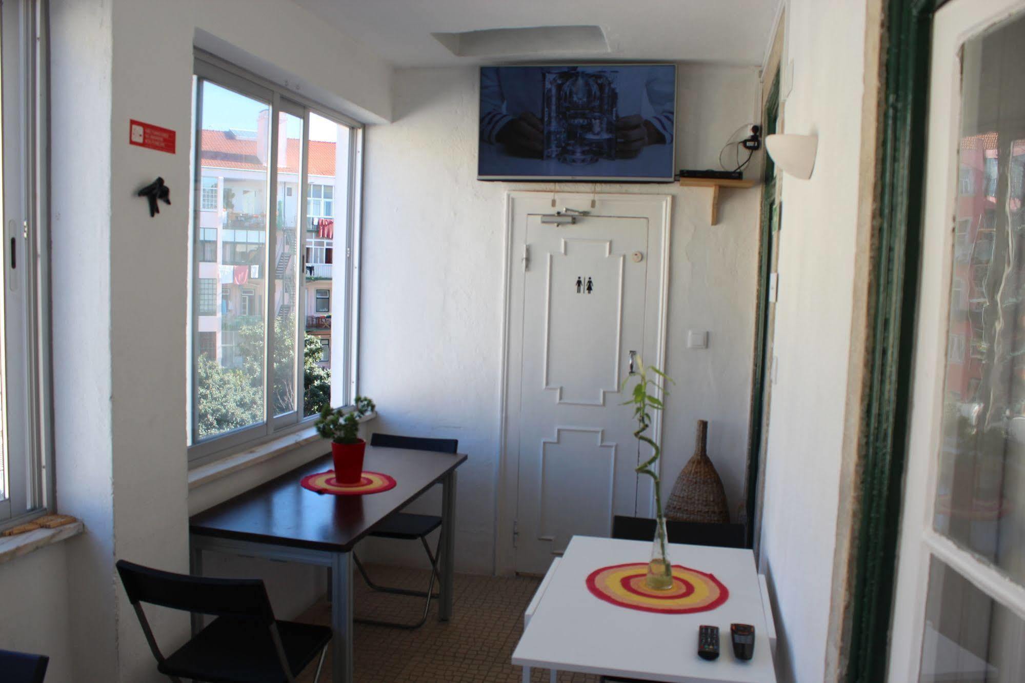 Hostel Seven Hills (Adults Only) Лиссабон Экстерьер фото